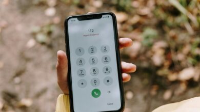 phone discovery insight stream illuminates trusted contacts
